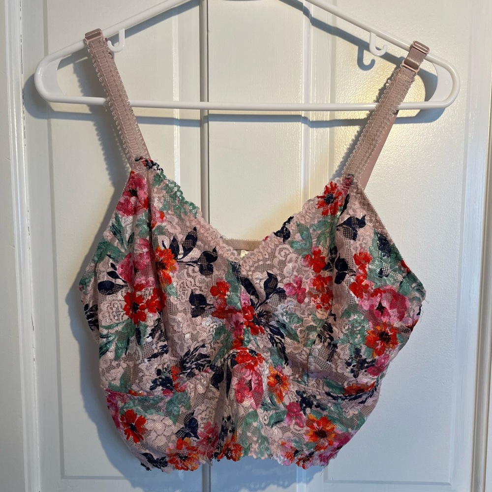 Set of 2 Torrid Lace Bralettes